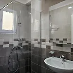 아파트 Wonderful In 272 Sarandë