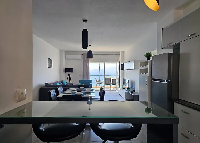 Wonderful In 272 * Sarandë